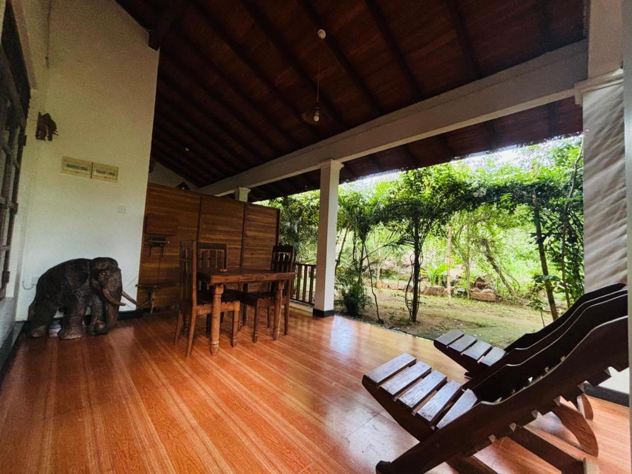 Woodholic Homestay Sigirija Zewnętrze zdjęcie